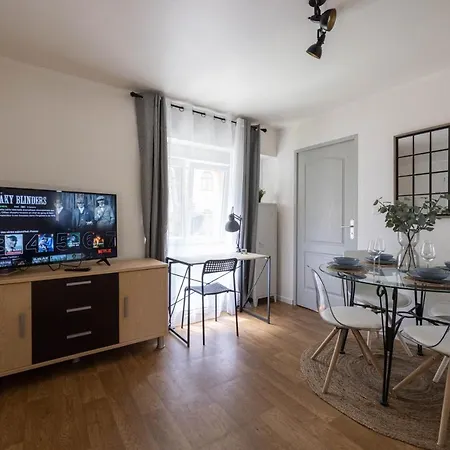 Le Comfy Fonderie Proche Centre Netflix Wifi Apartment