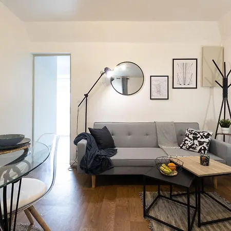 Le Comfy Fonderie Proche Centre Netflix Wifi Apartment